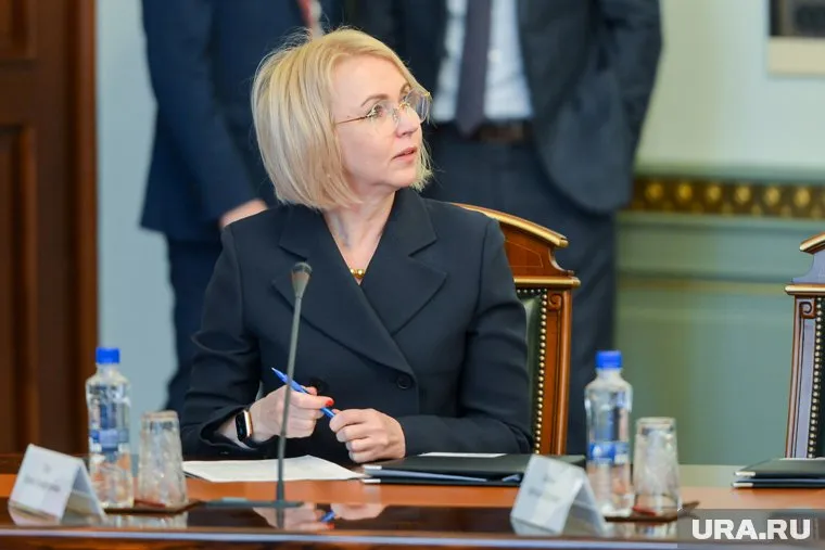 Вице-губернатор Ирина Гехт подключилась к решению конфликта между детьми в челябинской школе