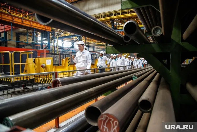 Первоуральский новотрубный завод является одним из крупнейших предприятий России и Европы по выпуску стальных труб