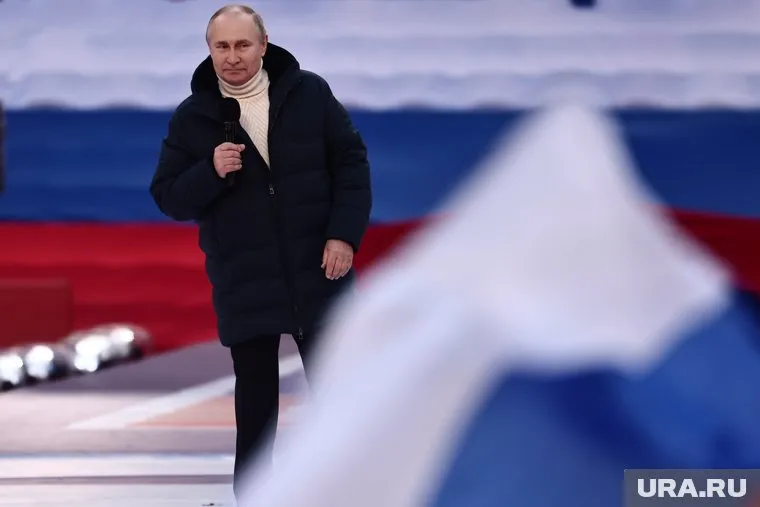 Владимир Путин подписал закон, который может гражданам и компаниям пережить последствия санкций