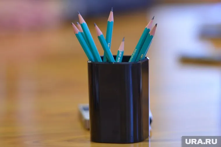 Карандашом брезгует самый жадный чиновник