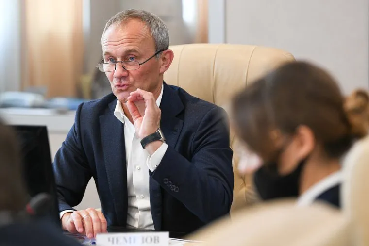 Конкурс дизайн-проекта офиса МФЦ в Ельцин Центре. Екатеринбург