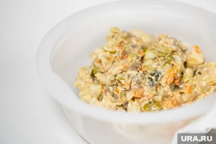 Десятки пермяков надолго запомнят салат "оливье" из пекарни "Хлебница"