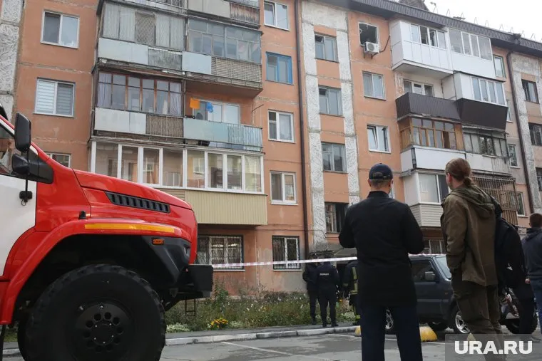 Сейчас эксперты отрабатывают возможные причины ЧП