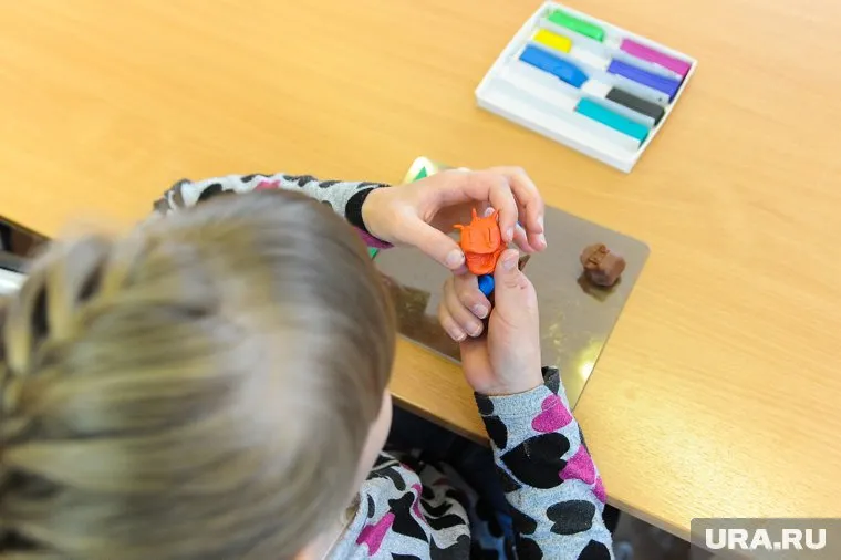 Маме отказались отдавать девочку (архивное фото)