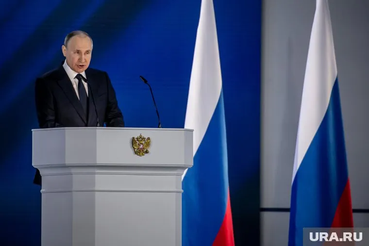 По словам Владимира Путина, США придется отказаться от антироссийского витка в своей политике