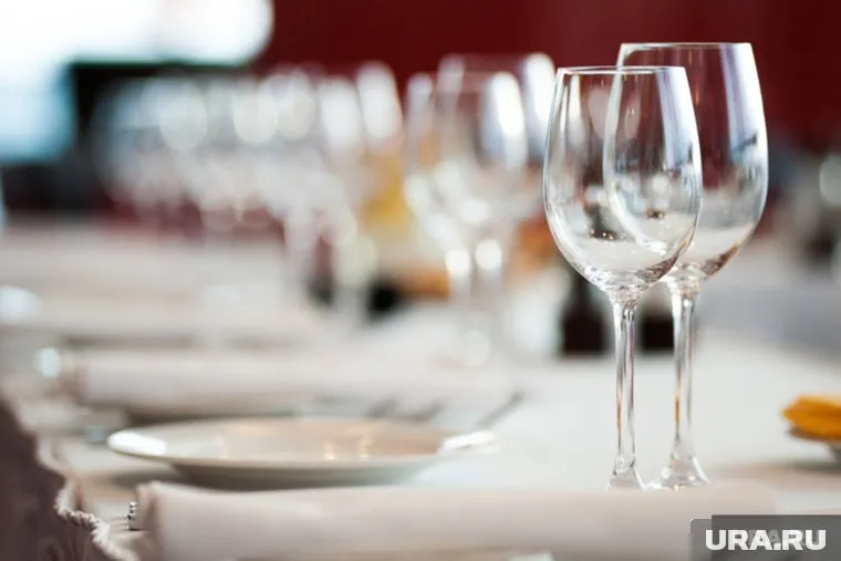 Порция алкоголя снижает риск заболеть коронавирусом, считают ученые