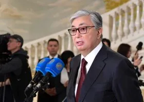 Президент Казахстана поздравил Путина с юбилеем