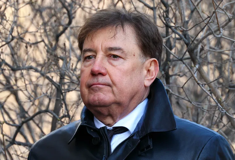 Имущество Момотова могут обратить в доход государства