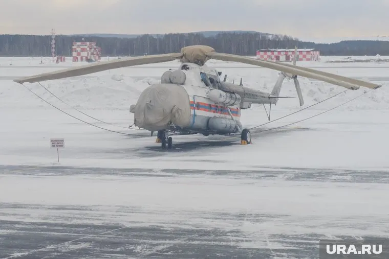 Вертолетные рейсы из Салехарда задержаны из-за метеоусловий