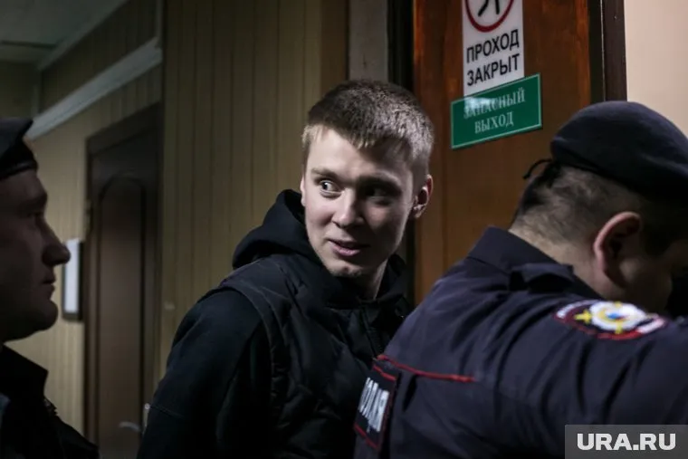 Кирилл Кокорин подрался с сотрудниками ресторана, куда его не пустили без QR-кода