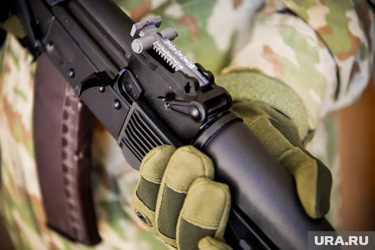 Киев хочет обменять пленных азовцев* на жителей Курской области