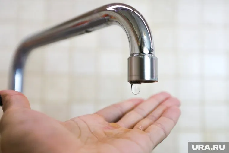 Жители Советского района остались без воды из-за промерзания водовода