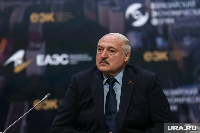 Если Россия падет, то от Белоруссии ничего не останется, заявил Александр Лукашенко