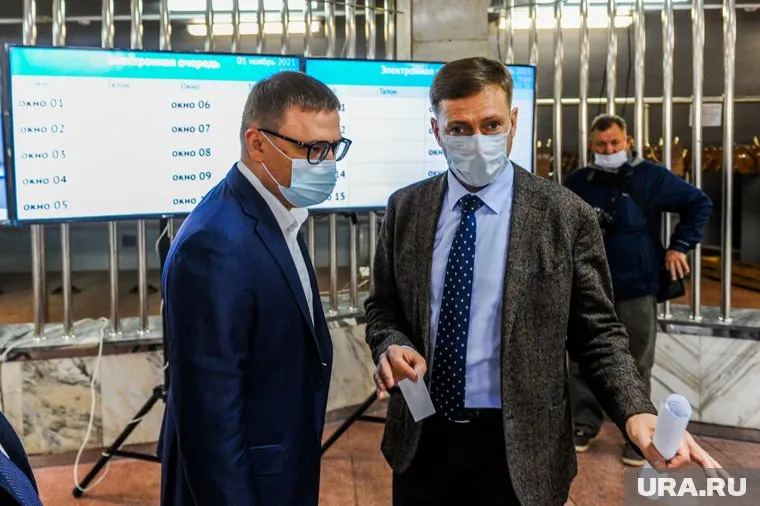 Алексей Текслер (слева) уволил Юрия Семенова (справа)