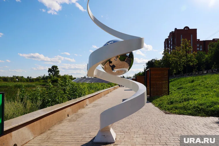 Глава Кургана проверил содержание набережной, ЦПКиО и других общественных территорий