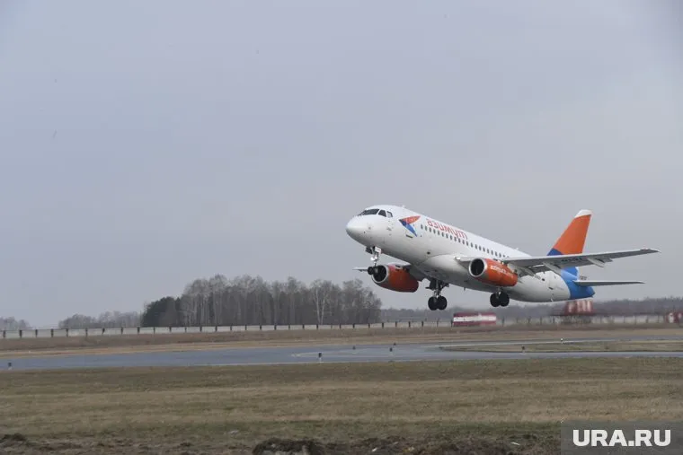 В московских аэропортах задержаны более 40 авиарейсов