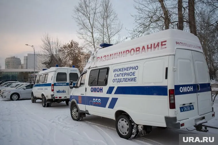 Житель Южноуральска ответит за звонок о бомбе