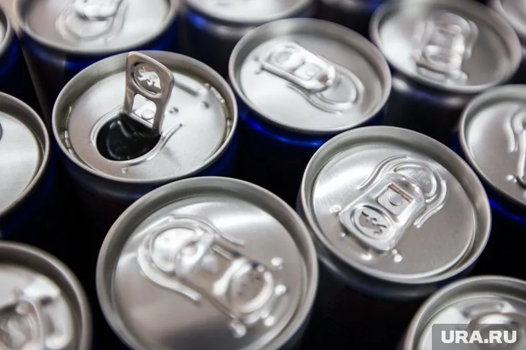 Законопроект о запрете продажи энергетиков несовершеннолетним будет рассмотрен в первом чтении во вторник