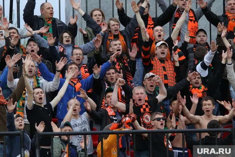 Болельщики выступили против скандальной системы идентификации зрителей