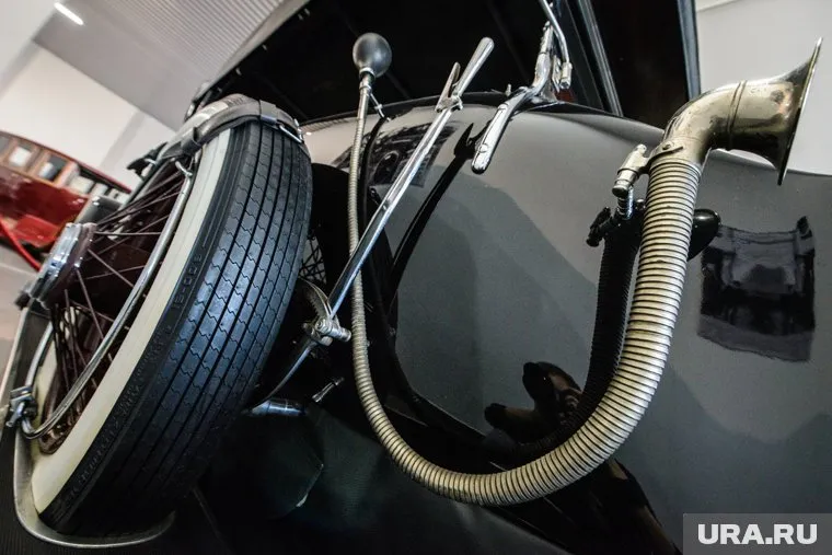 Любители ретроавтомобилей лишились музея на неопределенный срок