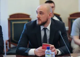 Менеджера семьи Дубровского увезут из челябинского СИЗО