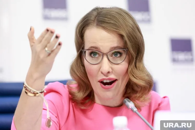 Журналистка показала «старомодное» платье за 45 тысяч рублей