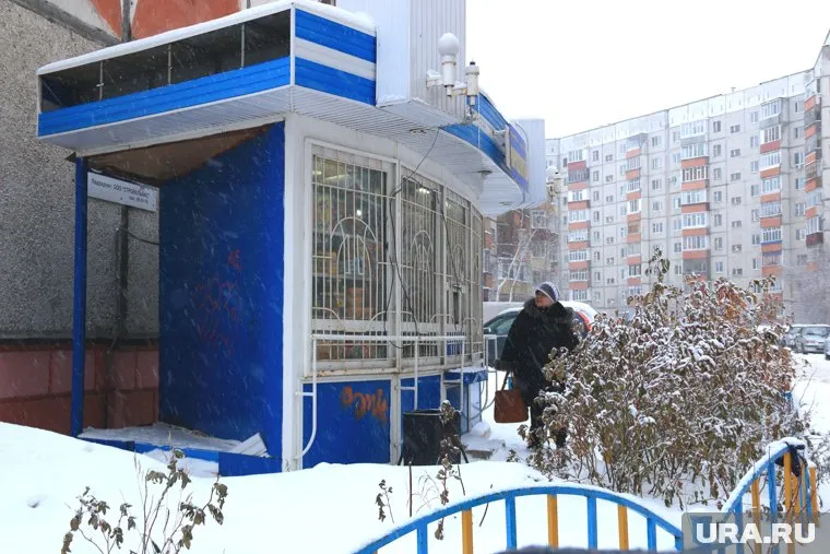 Нападавшие избили павильон югославской кухни