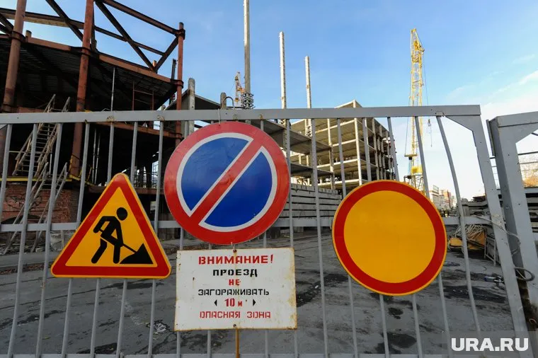 Долгострой в центре Челябинска вновь «заморожен»