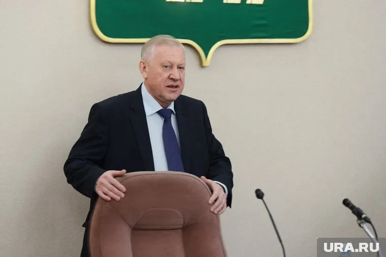 Мэр Челябинска пообещал убирать снег вовремя