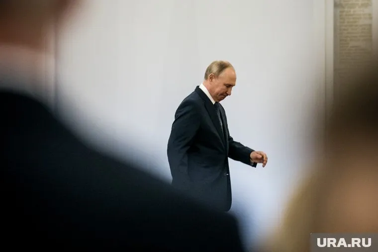 Владимир Путин приехал в ЦКБ, чтобы проститься с Михаилом Горбачевым