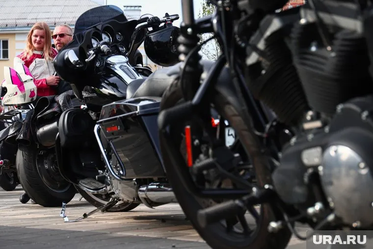 Байкеры исполнили первую в мире рок-мото-симфонию