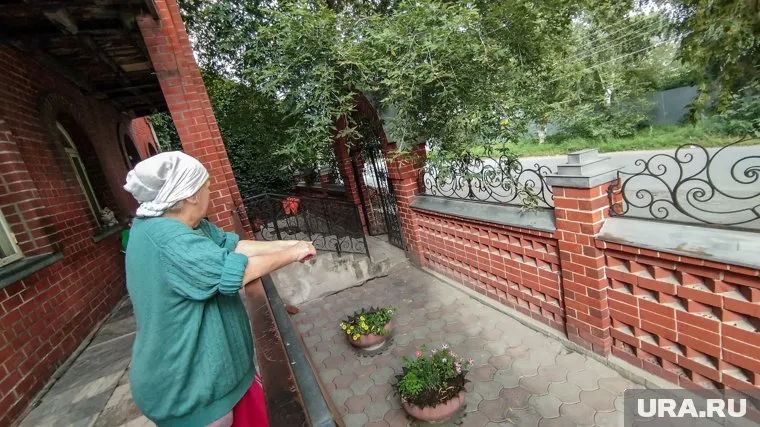 В большинстве особняков давно сменились собственники