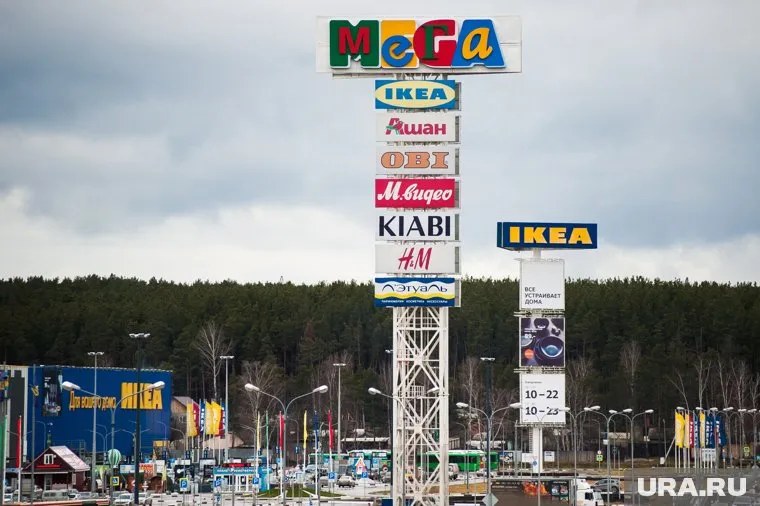 Анонимные звонки о якобы заложенных бомбах сорвали планы екатеринбуржцев