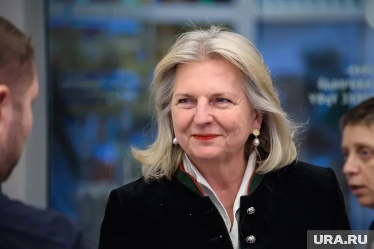 В Екатеринбурге Карин Кнайсль встретилась с журналистами и ответила на разные вопросы