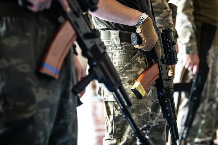 Украинские войска бросили попытки прорвать окружение ВС РФ