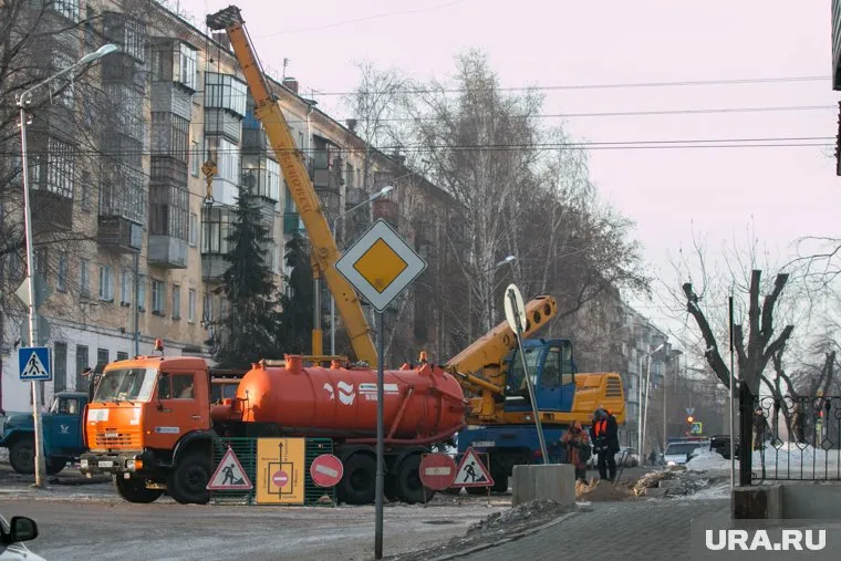 Часть Челябинска осталась без воды из-за коммунальной аварии