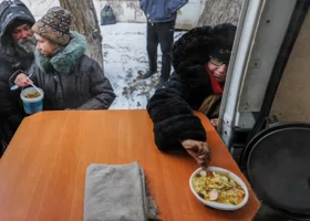 В Тюмени малоимущих и многодетных будут кормить бесплатно