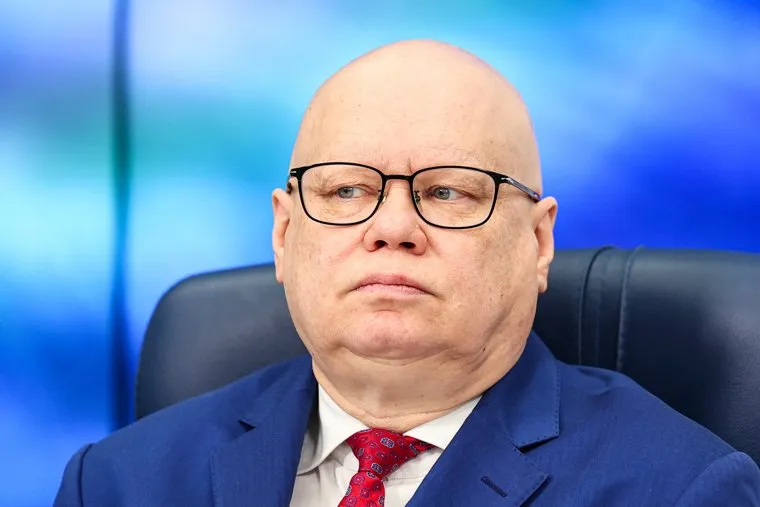 Алексей Лавров освобожден от должности