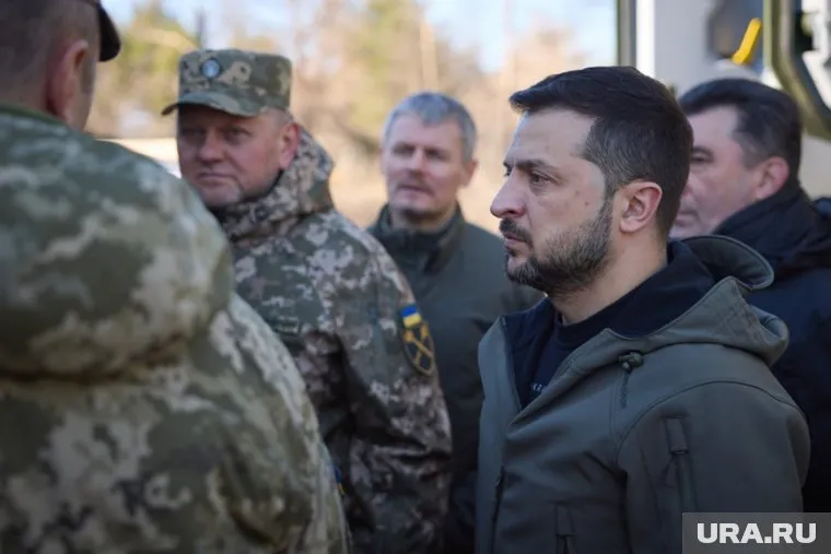 Владимир Зеленский утратил легитимность после 21 мая, отметил Вячеслав Володин