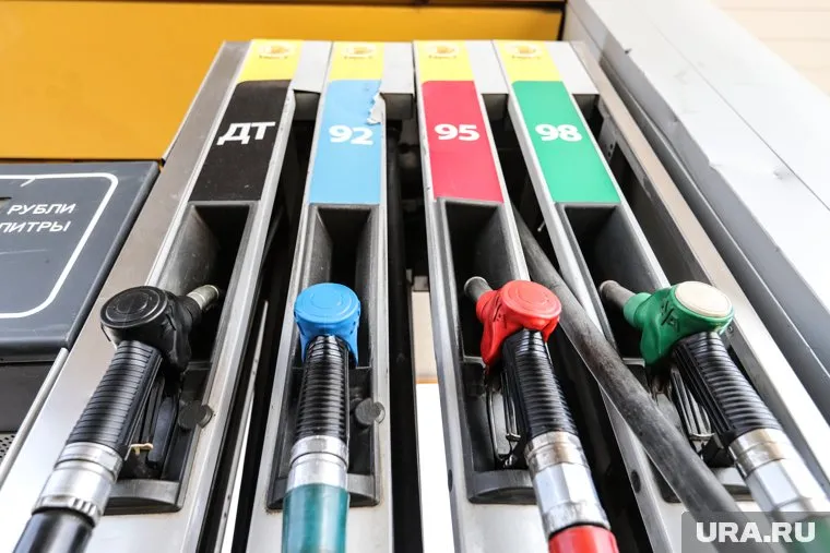 В Курганской области цена дизеля почти достигла уровня премиум топлива