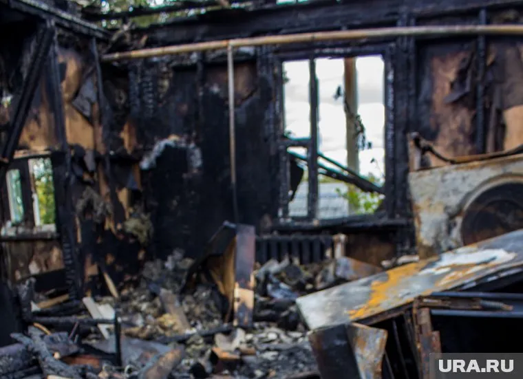 Погорельцам из ХМАО объяснили, что пожар не является законным основанием для представления жилья