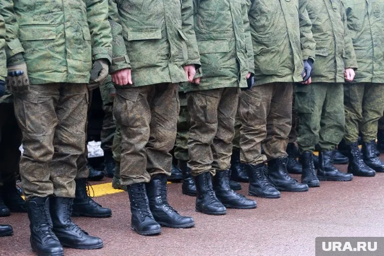 Чаще всего военные с ПТСР избегают походов к психотерапевту, сказал Павел Жавнеров