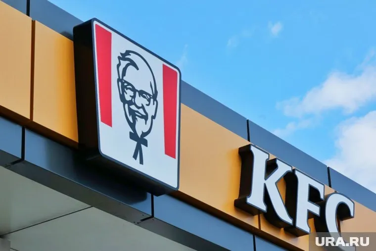 Около 70 ресторанов KFC в РФ будут переименованы в Rostic’s