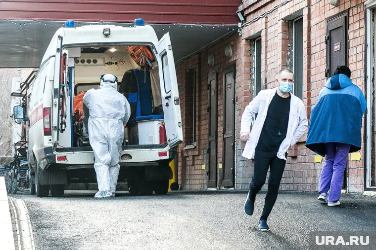 Минувшие сутки стали рекордными по числу смертей и заболеваний коронавирусом