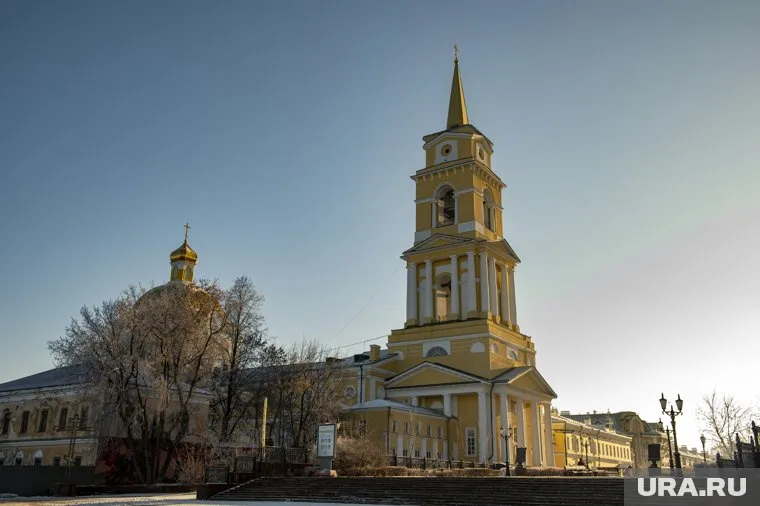 Сейчас в здании проводят реконструкцию