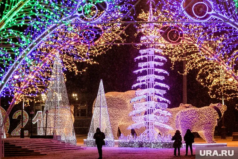 В картине воссоздали атмосферу Нового года, а массовке обеспечили меры безопасности (архивное фото)