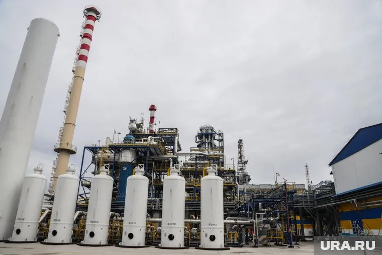 Налоговики требуют с завода 266 млн рублей