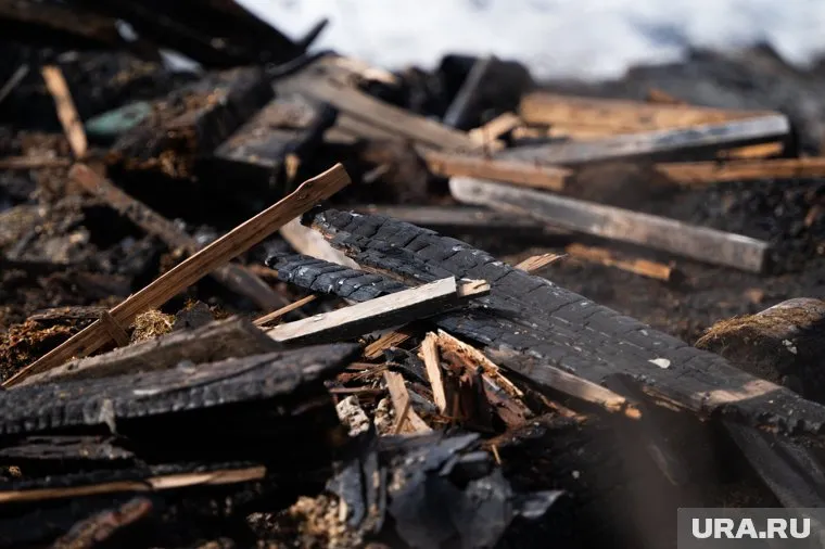 Тела детей нашли уже на месте сгоревшего сарая