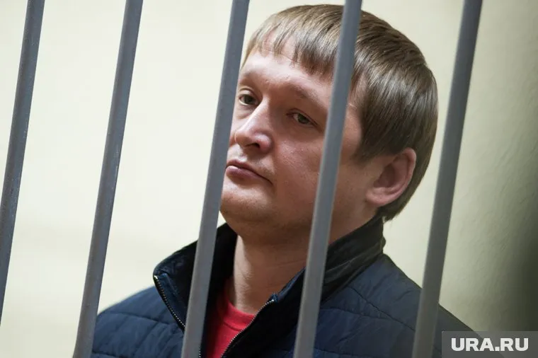 Эдуард Воронин отделался условкой, но остался без карьеры в МВД