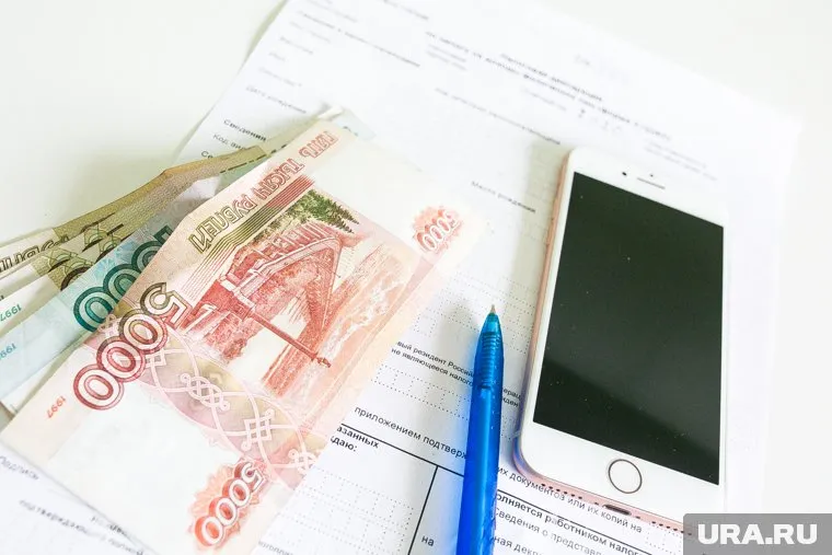 Для получения налогового вычета через работодателя понадобится один документ